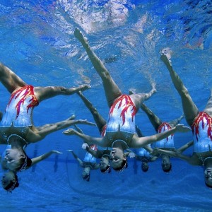 开云官网在线-拜仁慕尼黑主场3-0战胜勒沃库森，进攻火力全开，拜仁慕尼黑2021