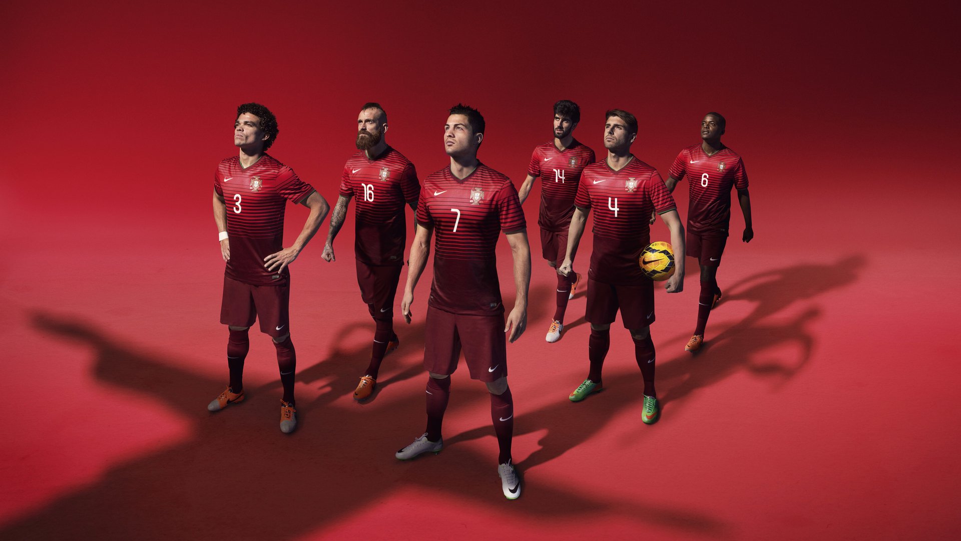 勇士在第四节突然爆发，库里连续投中几记关键远三，带领球队逆转战局！